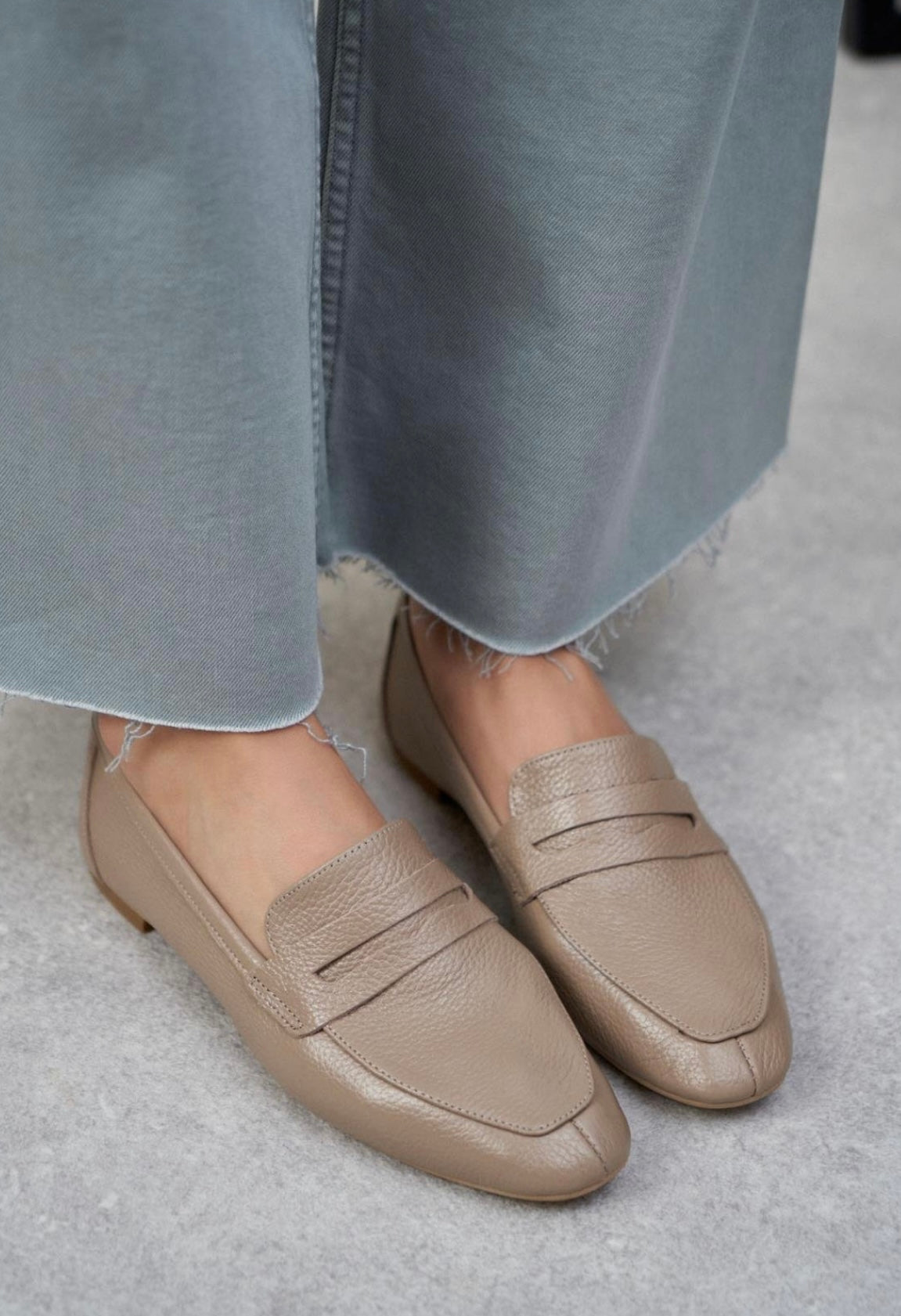 EMMA 100% Leren Loafers Beige