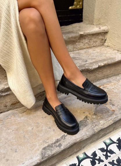 QUEENA Loafers Zwart 100% Leer